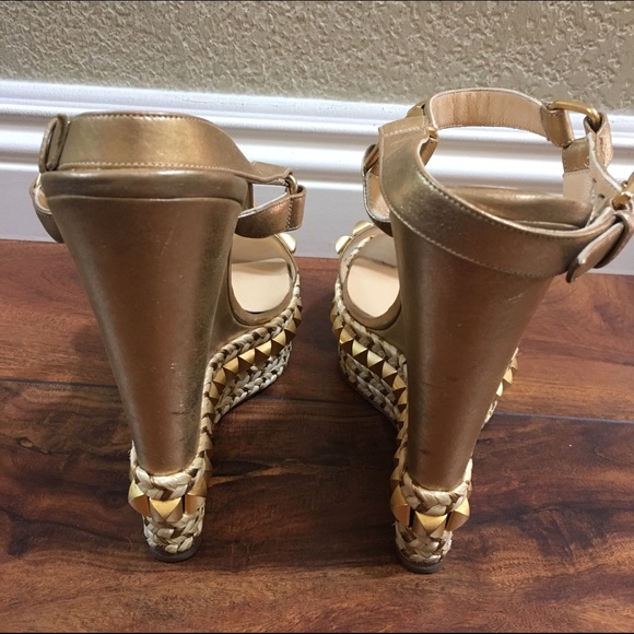 Gold Cataclou Wedges - Picture 3 of 4