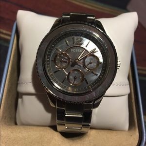 FLASH SALE Fossil silver and pearl watch