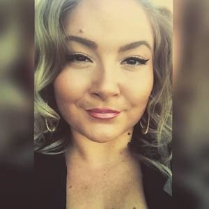 Meet your Posher, Viktoria