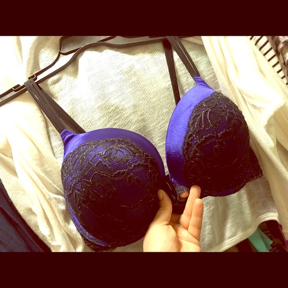 Victoria secret Bombshell Plunge Bra