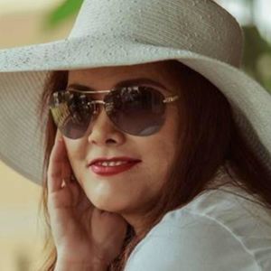 Meet your Posher, Anna