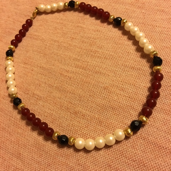 Classic pearl necklace