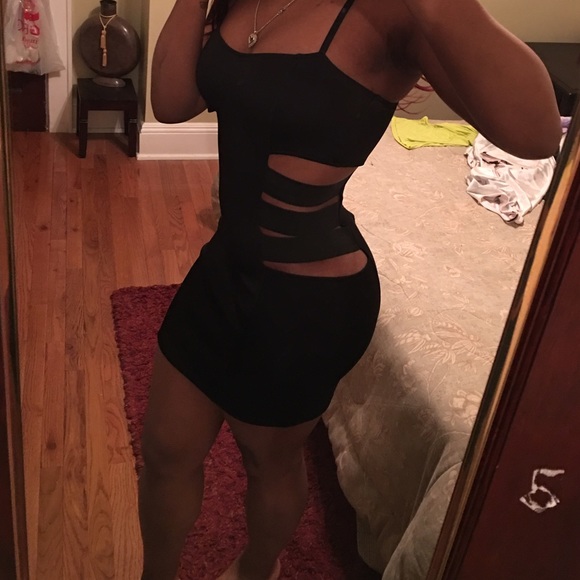 Little black dress - Picture 2 of 2