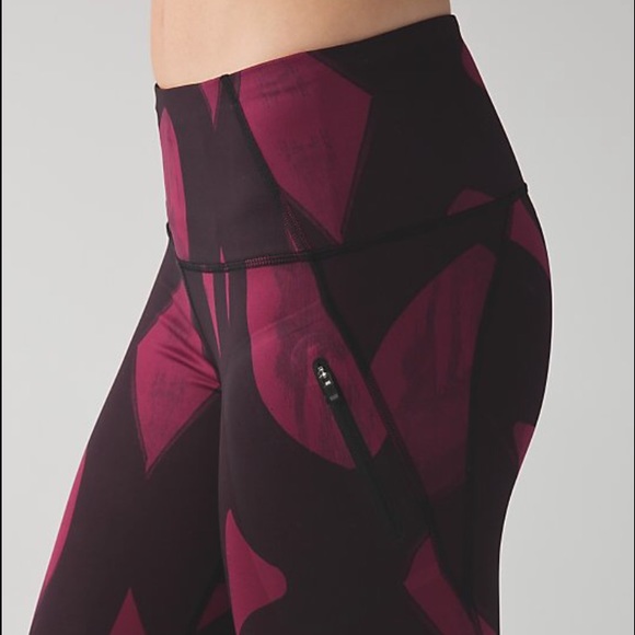 lululemon athletica Pants - Lululemon run top speed crops