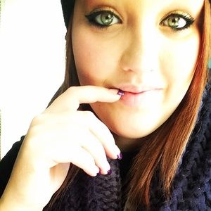 Meet your Posher, Kendra