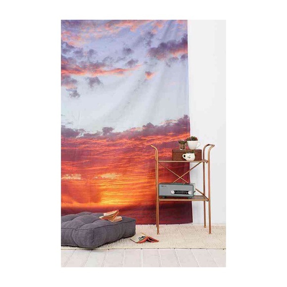 UO sunset tapestry