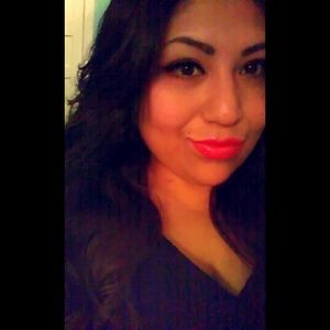 Meet your Posher, Lidia