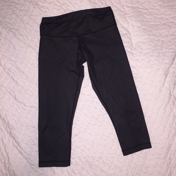 Charcoal Grey LuluLemon Capris
