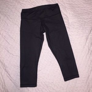 Charcoal Grey LuluLemon Capris