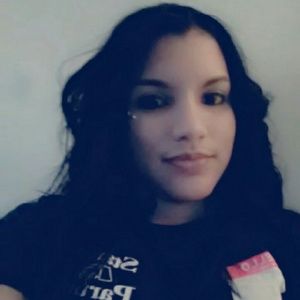 Meet your Posher, Liza