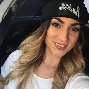 Meet your Posher, Rose