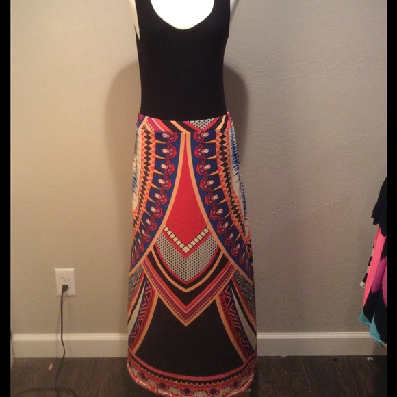 ⭐️Boho Maxi Skirt⭐️ - Picture 2 of 2