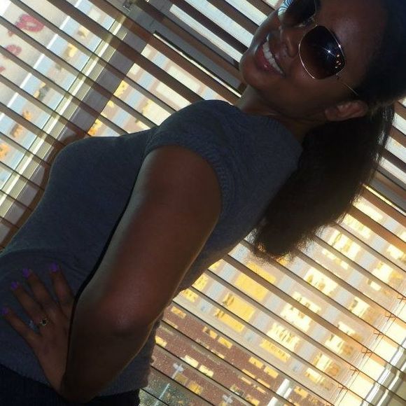 Meet your Posher, Emiko - Picture 1 of 1