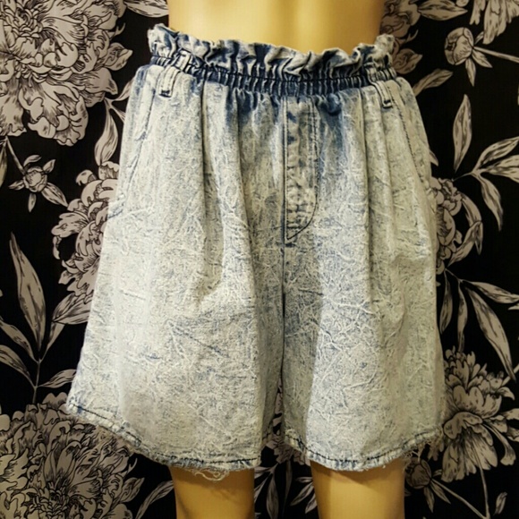 Vintage Pants - Vintage elastic waist shorts