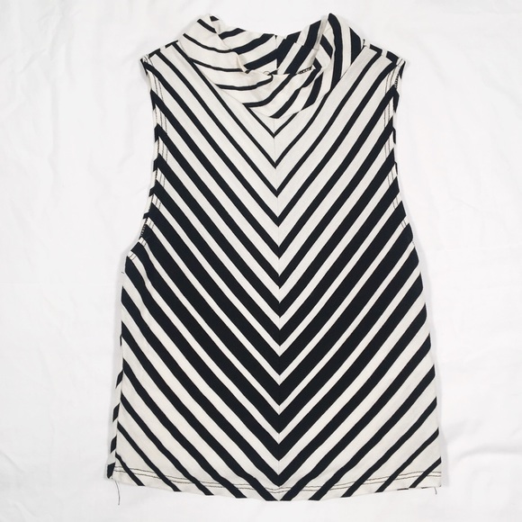 Nasty Gal Striped Mono B Top - Picture 2 of 3