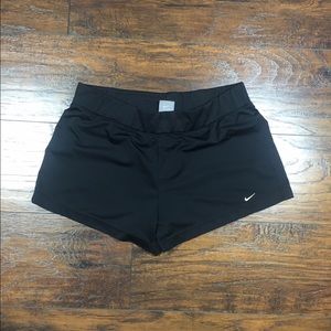 Nike athletic shorts medium