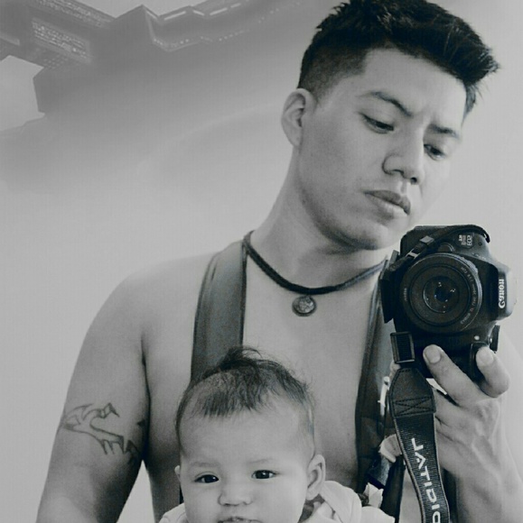 Meet your Posher, Alex - Picture 2 of 2