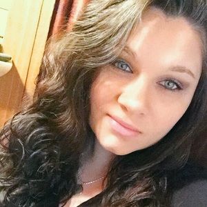 Meet your Posher, Ally