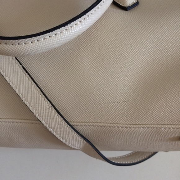London Fog handbag with double zipper - Picture 4 of 4