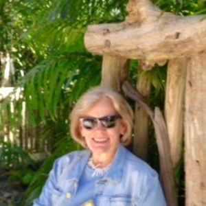 Meet your Posher, Suzanne