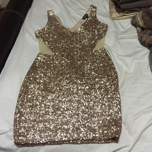 Bebe dress size small sequins gold