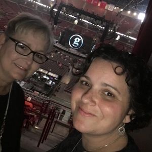 Meet your Posher, Victoria