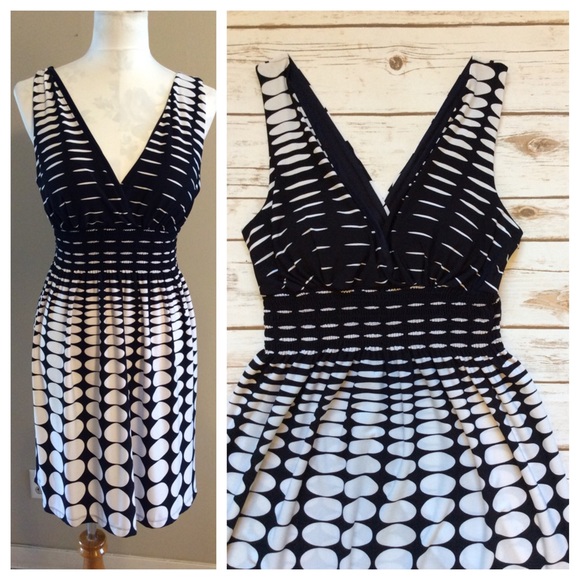 Dresses & Skirts - Polkadot dress