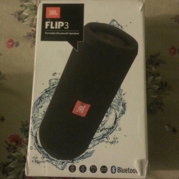 Bluetooth speaker - Picture 1 of 3