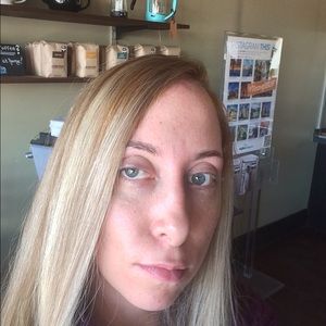 Meet your Posher, Vanessa