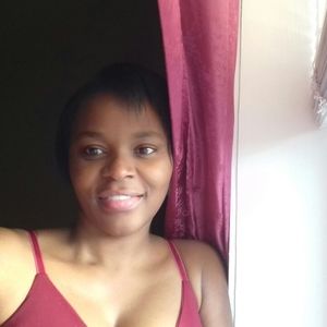 Meet your Posher, Simone