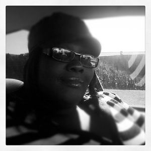 Meet your Posher, Ebony