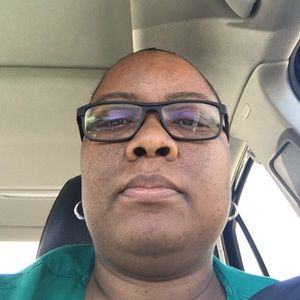 Meet your Posher, Latanya