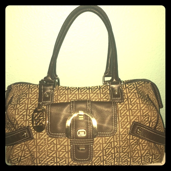 🚫Sold🚫💕Anne Klein Bag