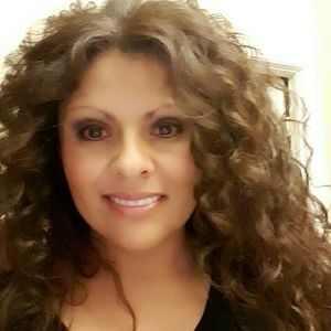 Meet your Posher, Pamela