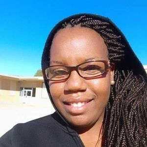 Meet your Posher, Leandra