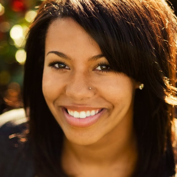 Meet your Posher, Karissa