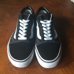 Black Converse