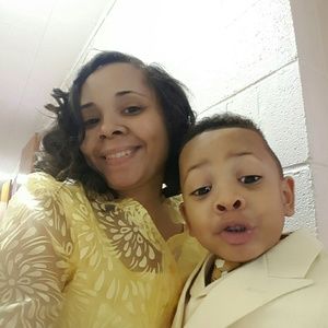 Meet your Posher, Yvette