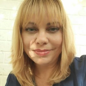 Meet your Posher, Kendra