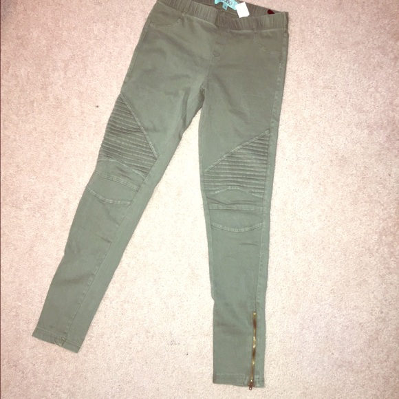 Leggings!
