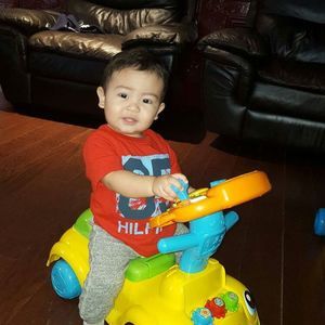 Meet your Posher, Dina