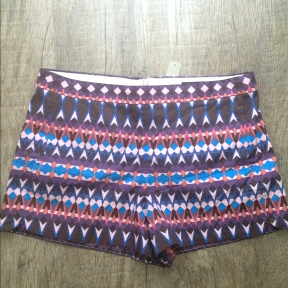 J. Crew Pants - 🔴J. Crew Printed Shorts