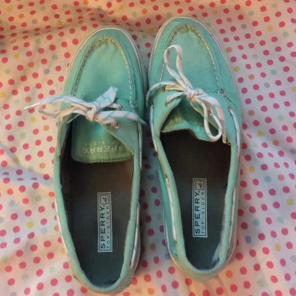 Mint green sperrys