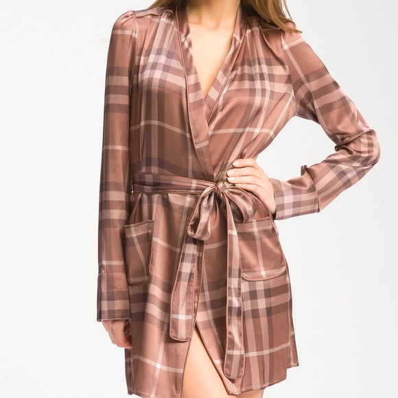 burberry silk robe