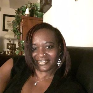 Meet your Posher, Diana