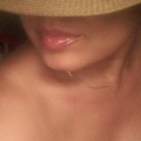 Meet your Posher, Ophelia - Picture 1 of 1