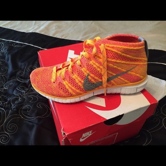 (Traded only) Nike Flyknit Chukka