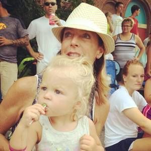 Meet your Posher, Mindy