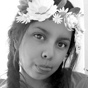 Meet your Posher, Vivian