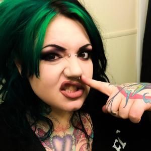 Meet your Posher, Kelly